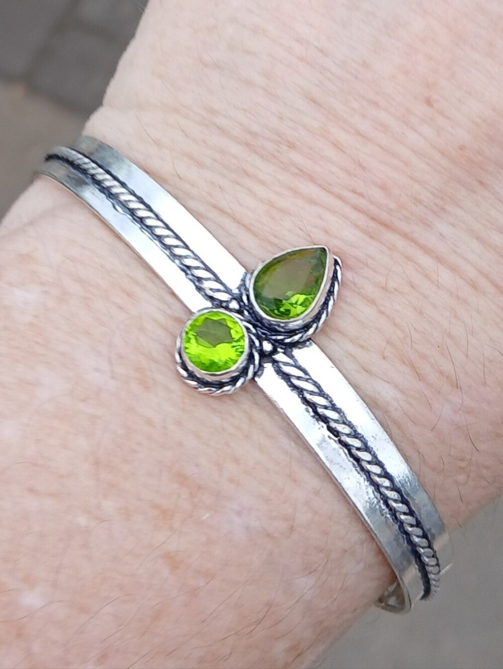 New Peridot 925 Silver Cuff Bracelet.